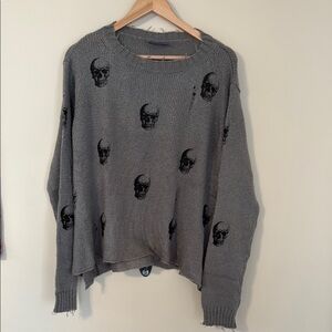 Gray Knit Sweater with Skull Print